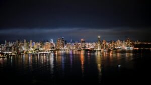 Crisis del Canal de Panamá: Oportunidades de Inversión Mayo 2026